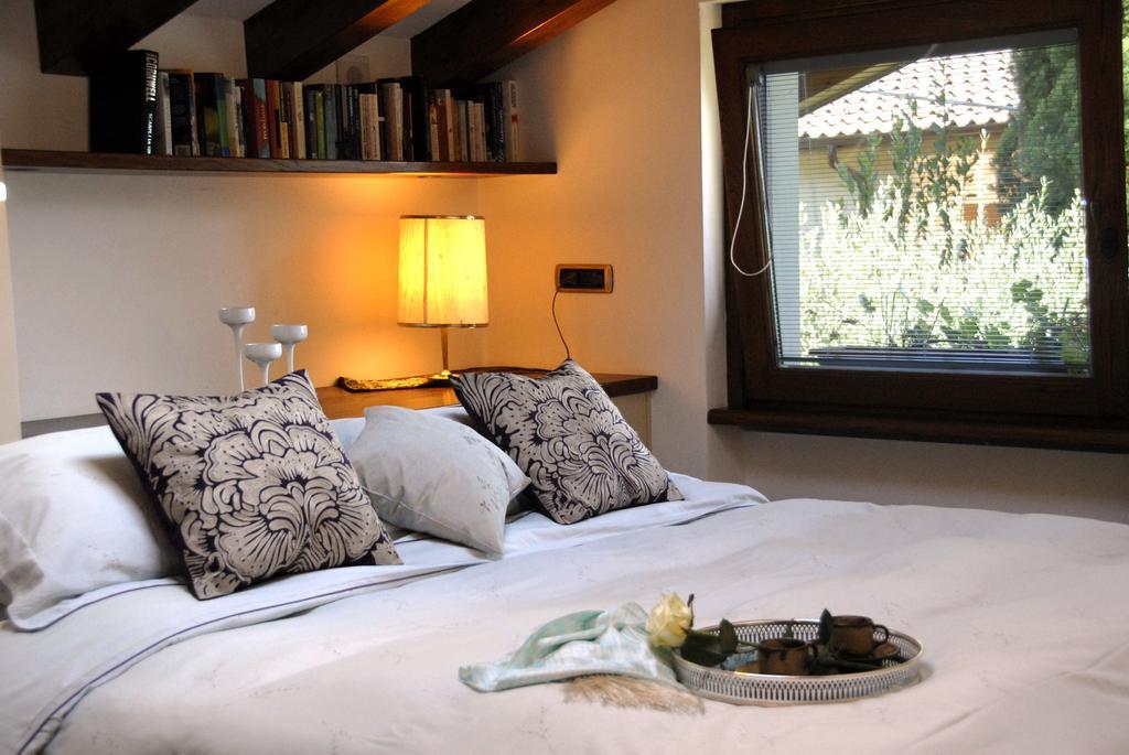 Alveluu Ristorante E Suites Tremezzo Room photo